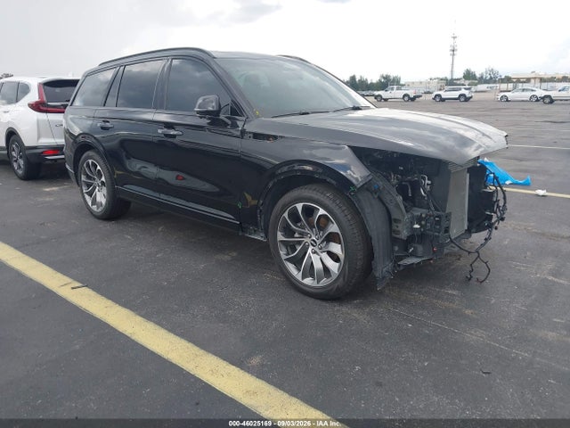 2025 LINCOLN AVIATOR PREMIERE - 1