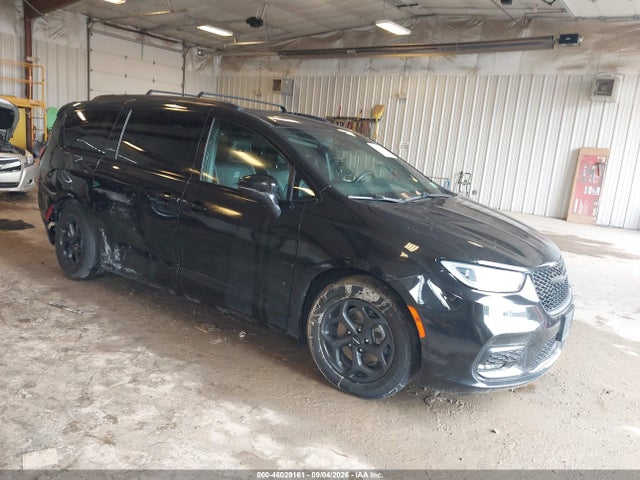 2022 CHRYSLER PACIFICA HYBRID LIMITED - 1