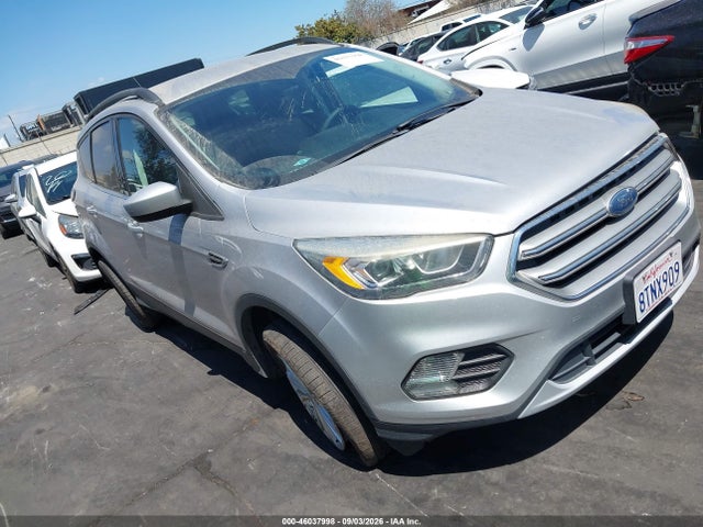 2017 FORD ESCAPE SE - 1