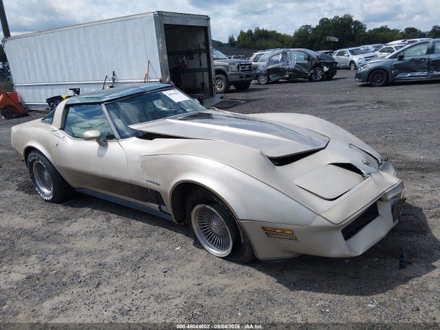 1982 CHEVROLET CORVETTE - 1
