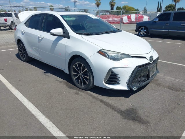2017 TOYOTA COROLLA SE - 1