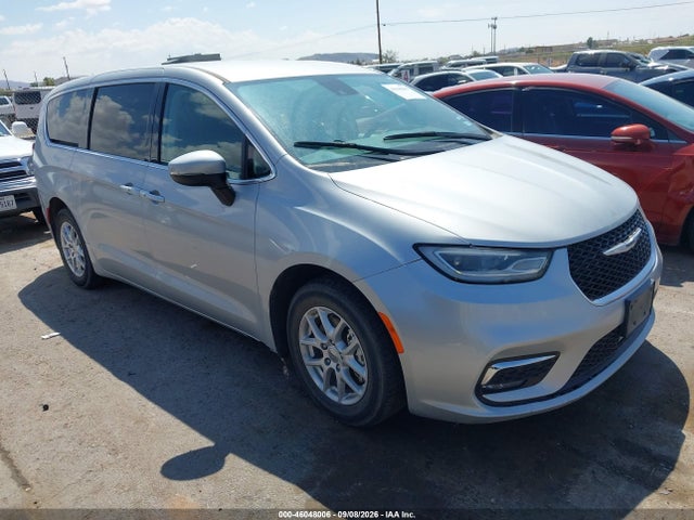 2023 CHRYSLER PACIFICA TOURING L - 1