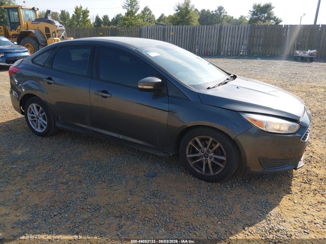 2017 FORD FOCUS SE - 1