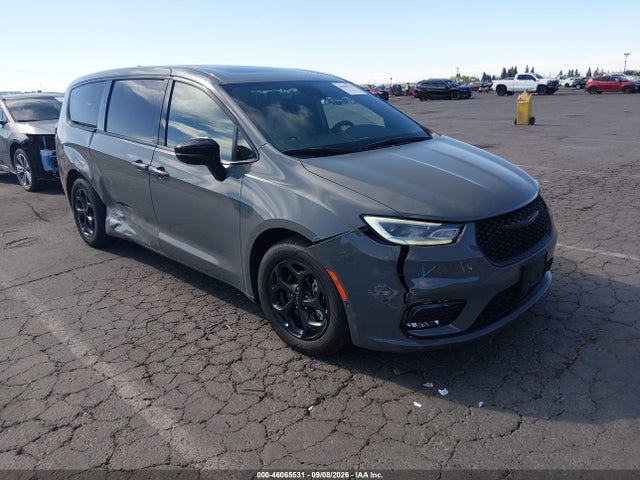 2023 CHRYSLER PACIFICA HYBRID LIMITED - 1
