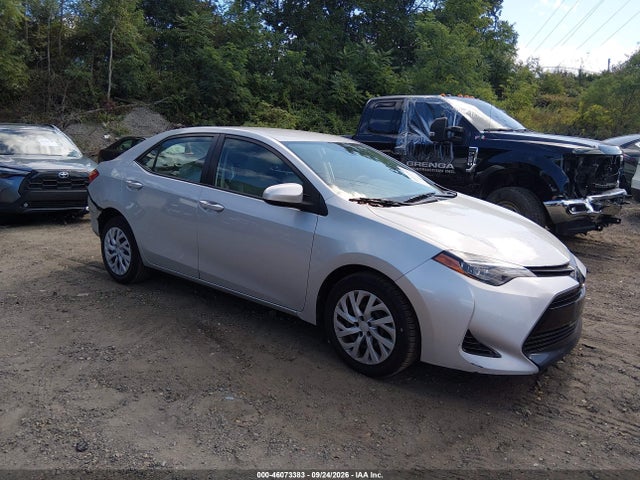 2017 TOYOTA COROLLA LE - 1