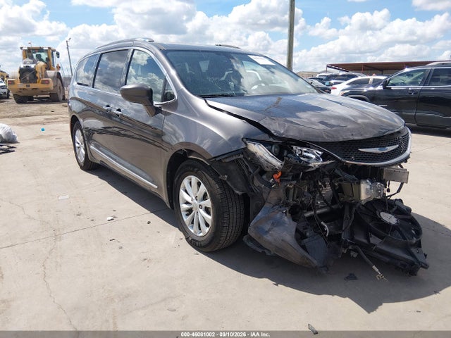 2018 CHRYSLER PACIFICA TOURING L - 1