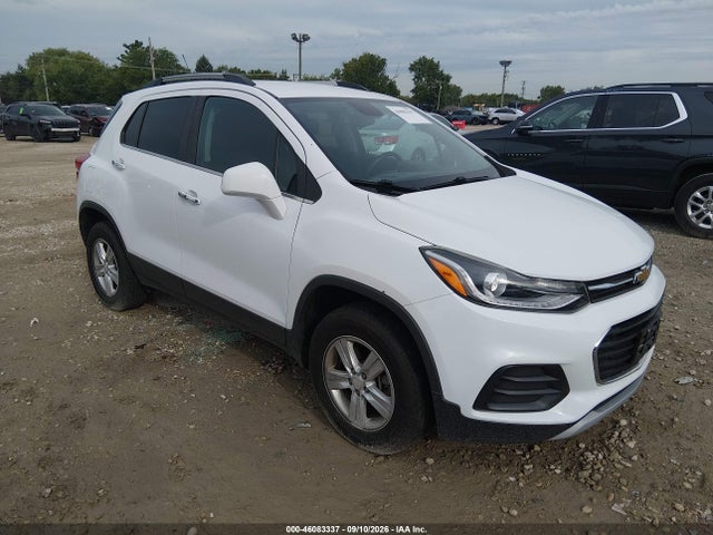 2017 CHEVROLET TRAX LT - 1