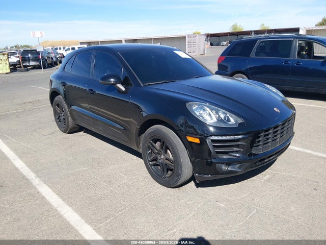 2018 PORSCHE MACAN - 1