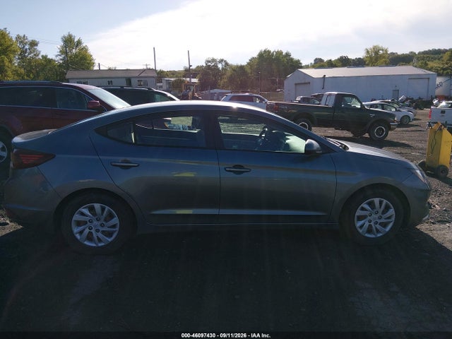 2019 HYUNDAI ELANTRA SE - 1