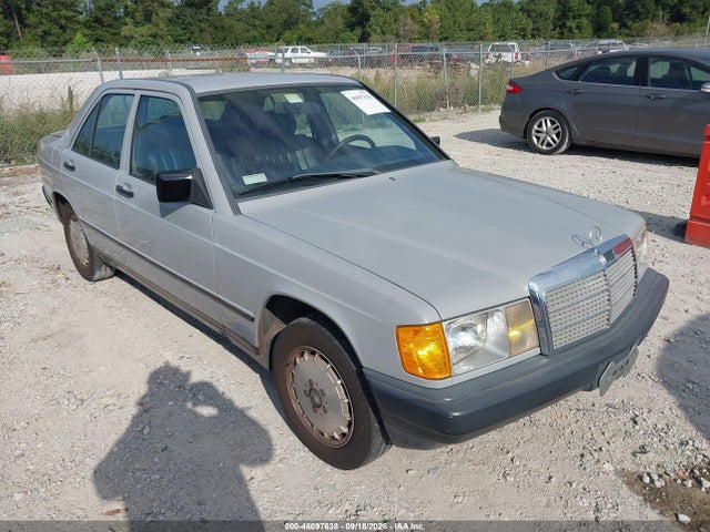 1984 MERCEDES-BENZ 190 E 2.3 - 1