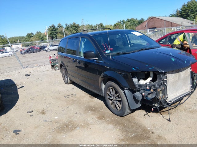 2017 DODGE GRAND CARAVAN SXT - 1