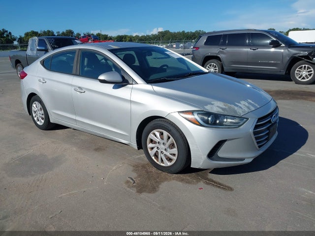 2017 HYUNDAI ELANTRA SE - 1