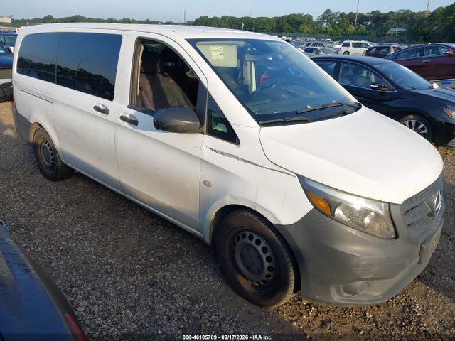 2017 MERCEDES-BENZ METRIS - 1
