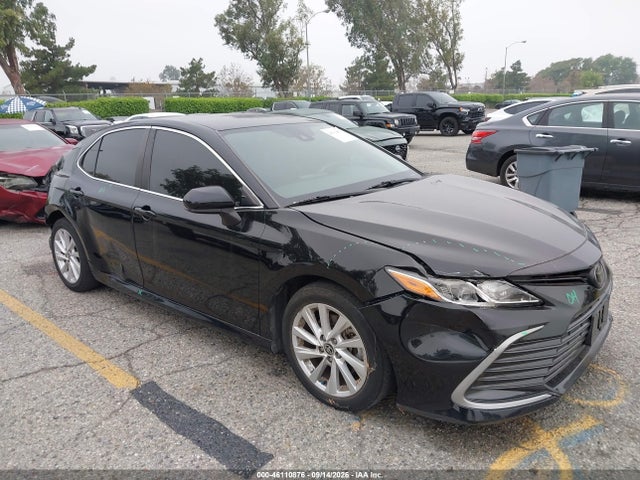 2022 TOYOTA CAMRY LE - 1