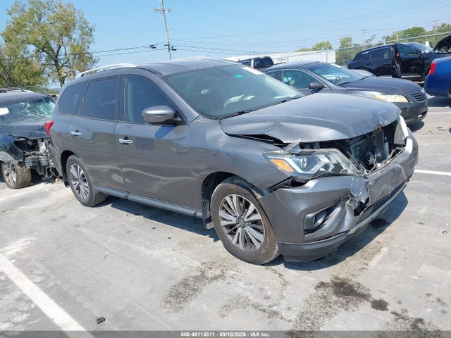 2019 NISSAN PATHFINDER SV - 1