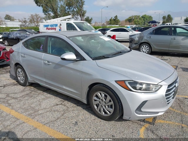 2017 HYUNDAI ELANTRA SE - 1