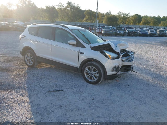 2017 FORD ESCAPE SE - 1