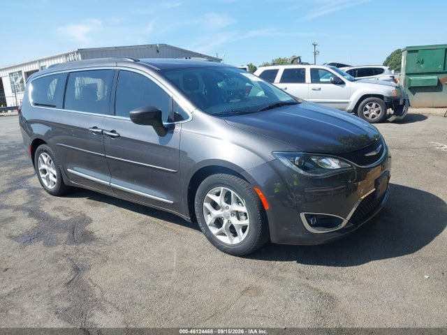 2017 CHRYSLER PACIFICA TOURING-L - 1