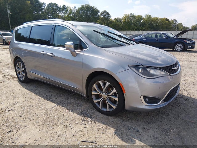 2018 CHRYSLER PACIFICA LIMITED - 1