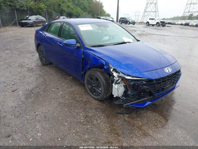 2022 HYUNDAI ELANTRA SEL - 1