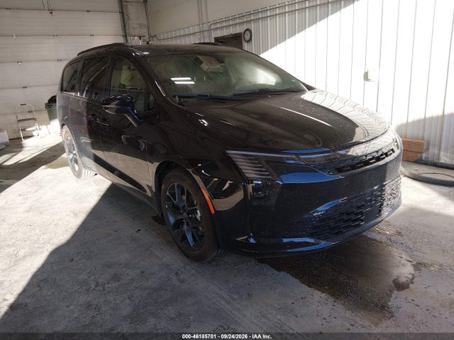 2027 CHRYSLER PACIFICA - 1