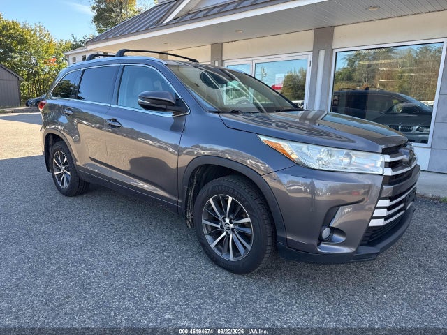 2017 TOYOTA HIGHLANDER XLE - 1