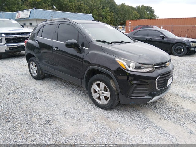 2017 CHEVROLET TRAX LT - 1