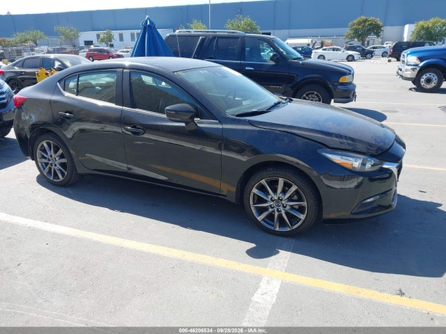 2018 MAZDA MAZDA3 TOURING - 1