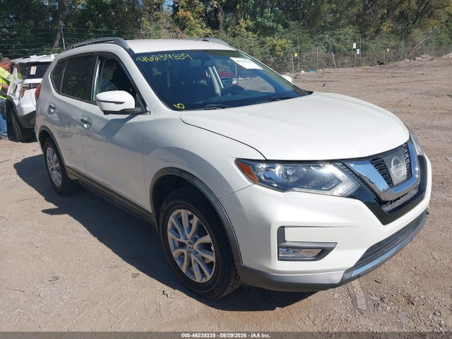 2017 NISSAN ROGUE SV - 1