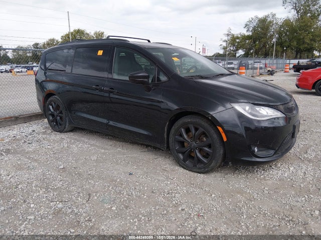 2018 CHRYSLER PACIFICA TOURING L - 1