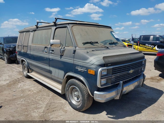 1983 CHEVY G20 - 1