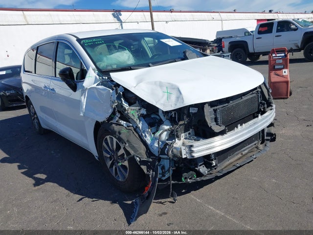 2024 CHRYSLER PACIFICA HYBRID SELECT - 1
