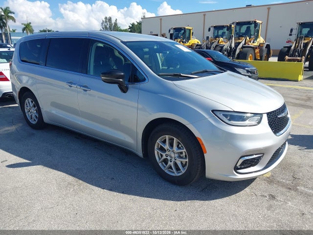 2024 CHRYSLER PACIFICA TOURING L - 1