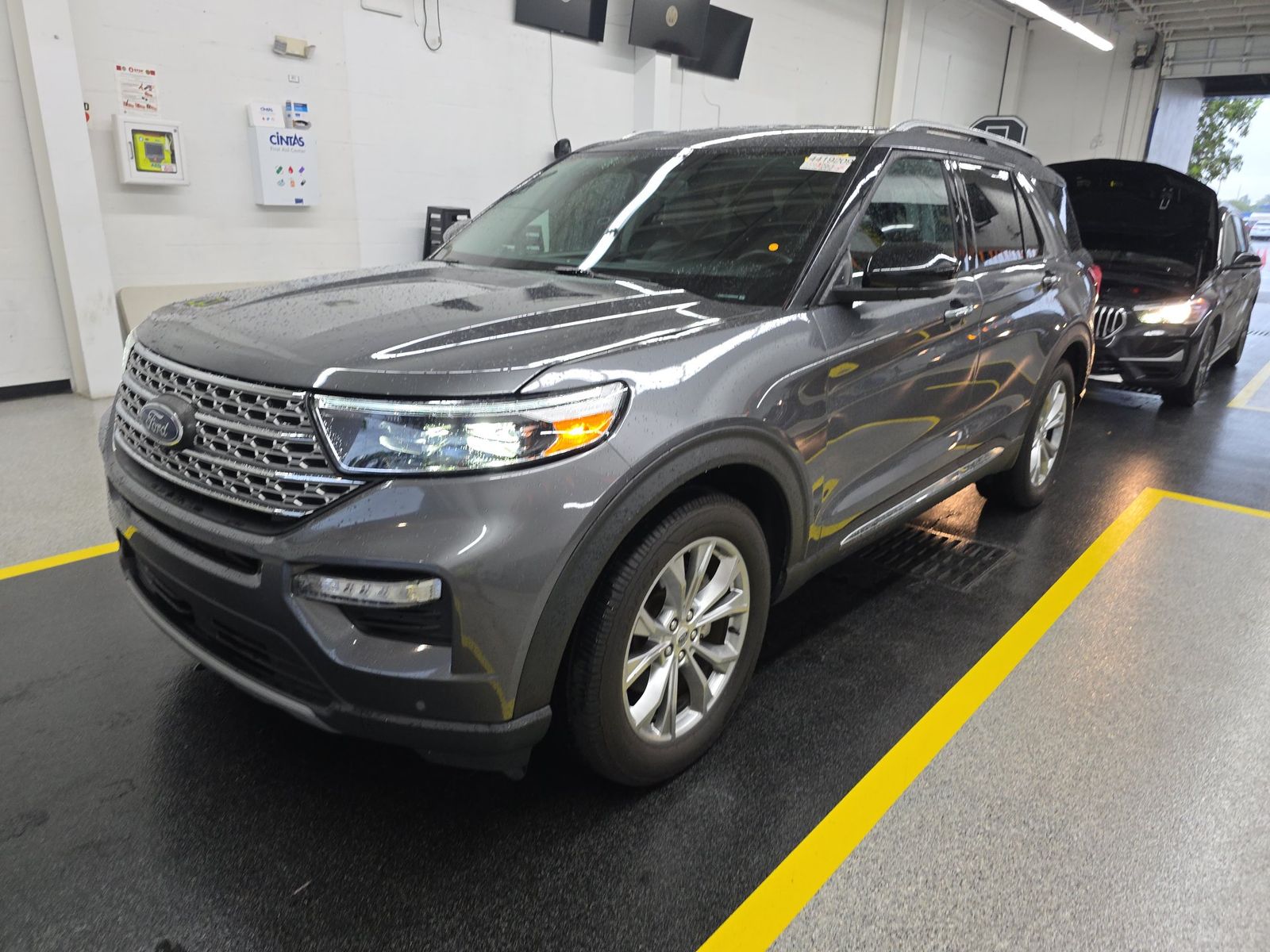 2021 FORD EXPLORER Limited - 1