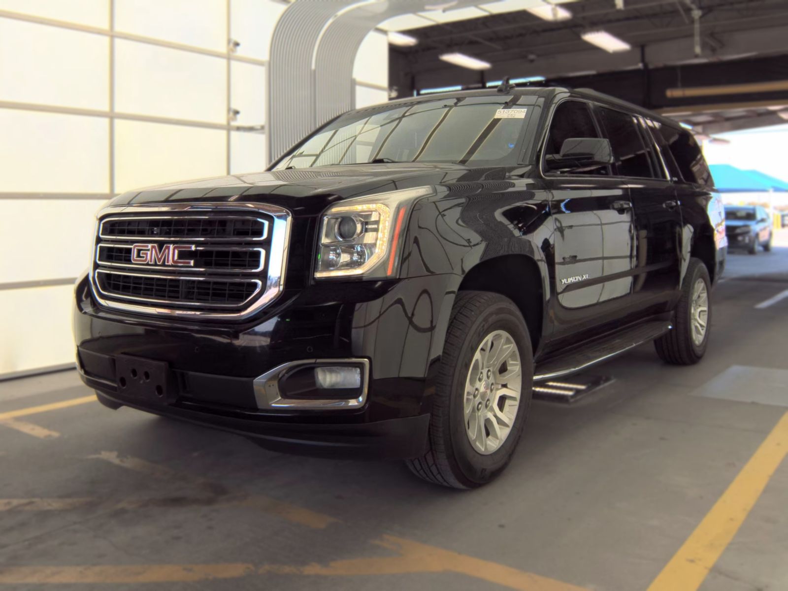 2018 GMC YUKON XL SLT - 1