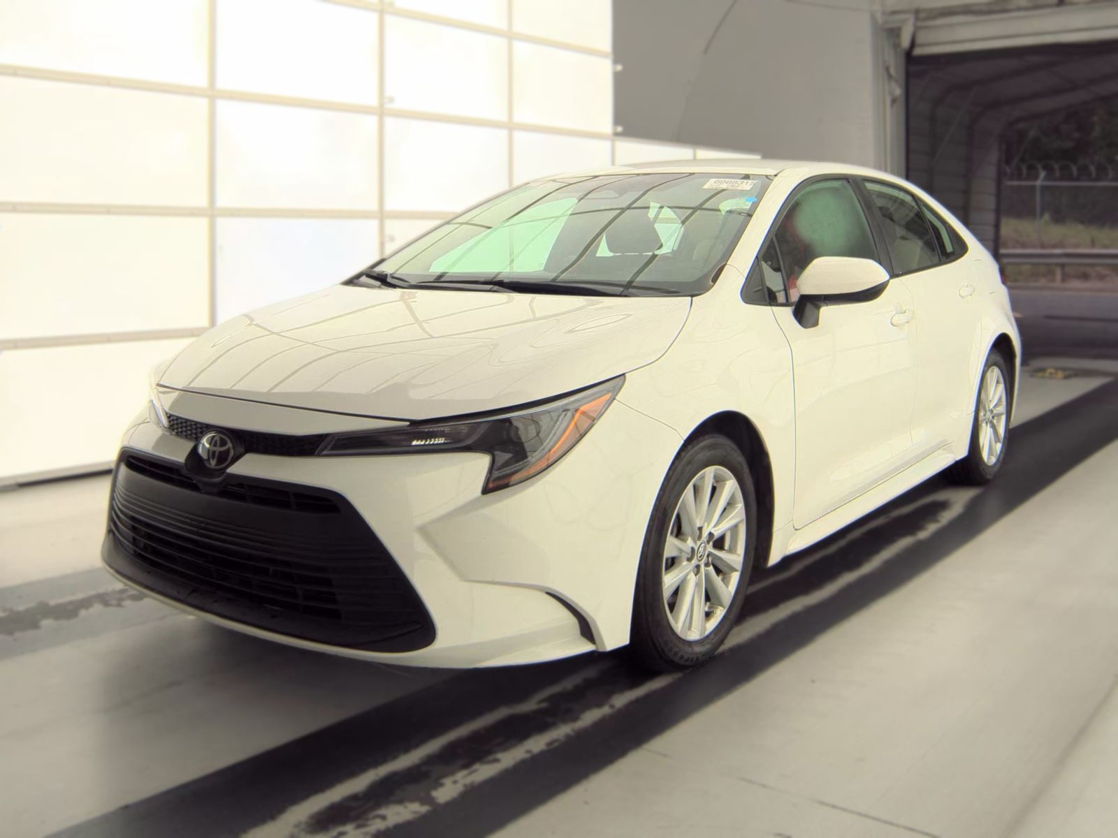 2026 TOYOTA COROLLA LE - 1