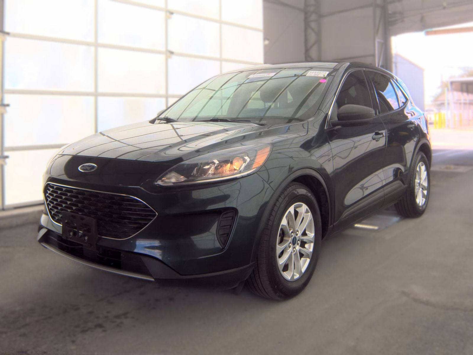 2022 FORD ESCAPE SE - 1