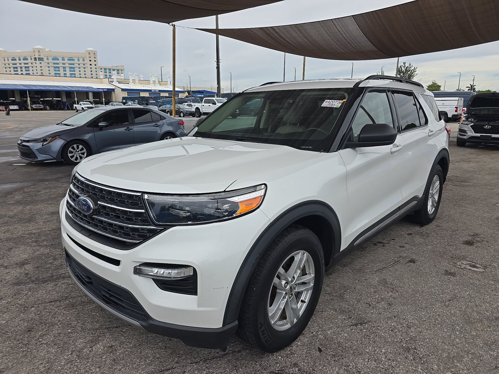 2022 FORD EXPLORER XLT - 1