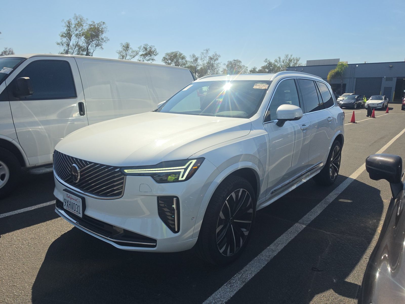 2026 VOLVO XC90 B6 Plus - 1