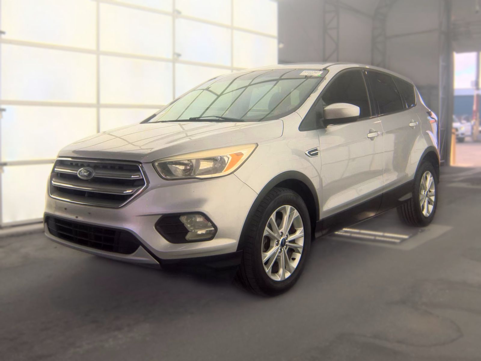 2017 FORD ESCAPE SE - 1