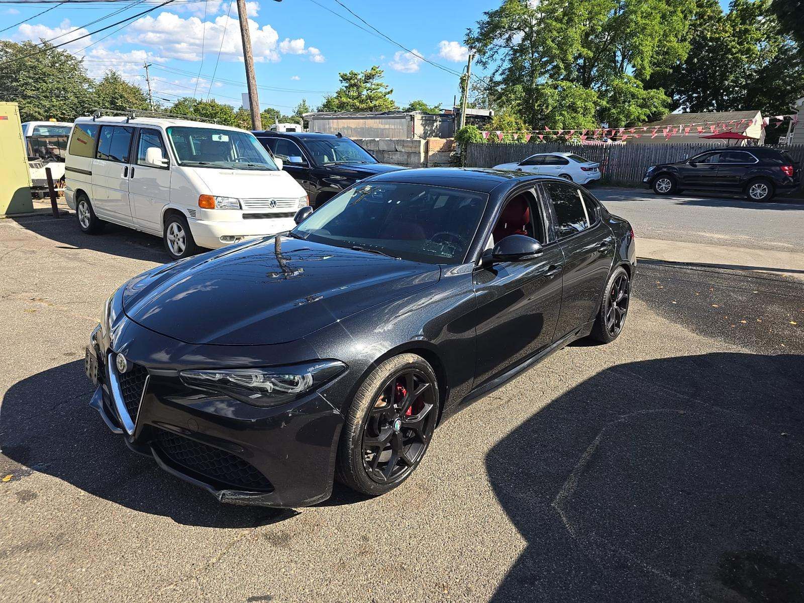 2017 ALFA ROMEO GIULIA Base - 1