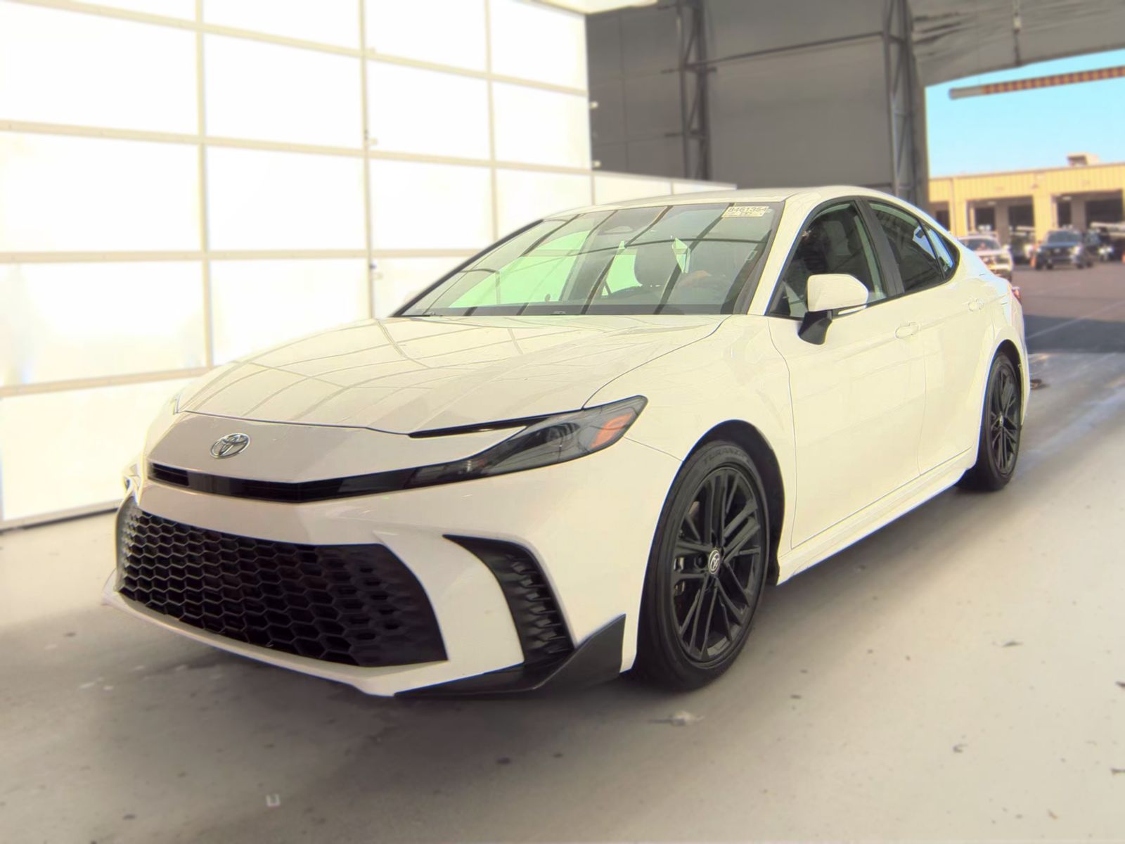 2026 TOYOTA CAMRY SE - 1