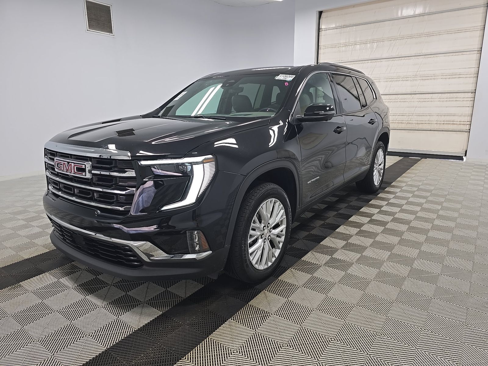 2026 GMC ACADIA Elevation - 1