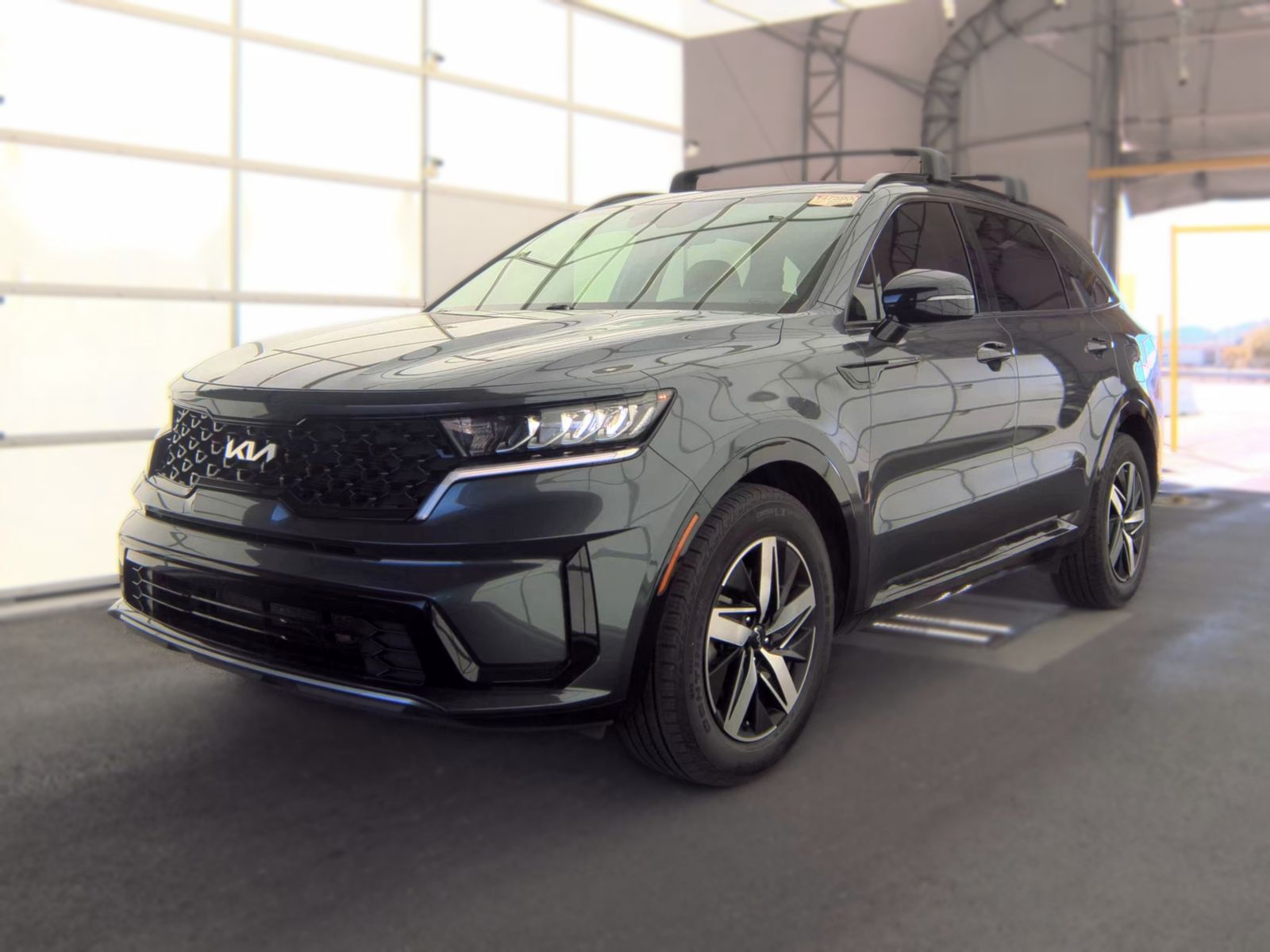 2022 KIA SORENTO S - 1