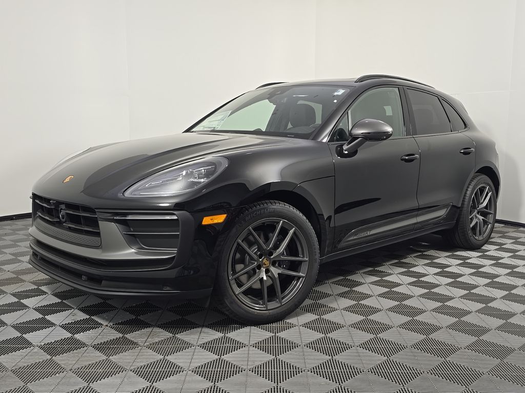 2026 PORSCHE MACAN - 1