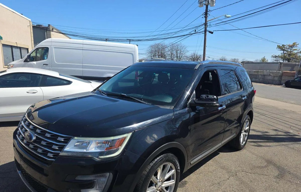 2017 FORD EXPLORER Limited - 1