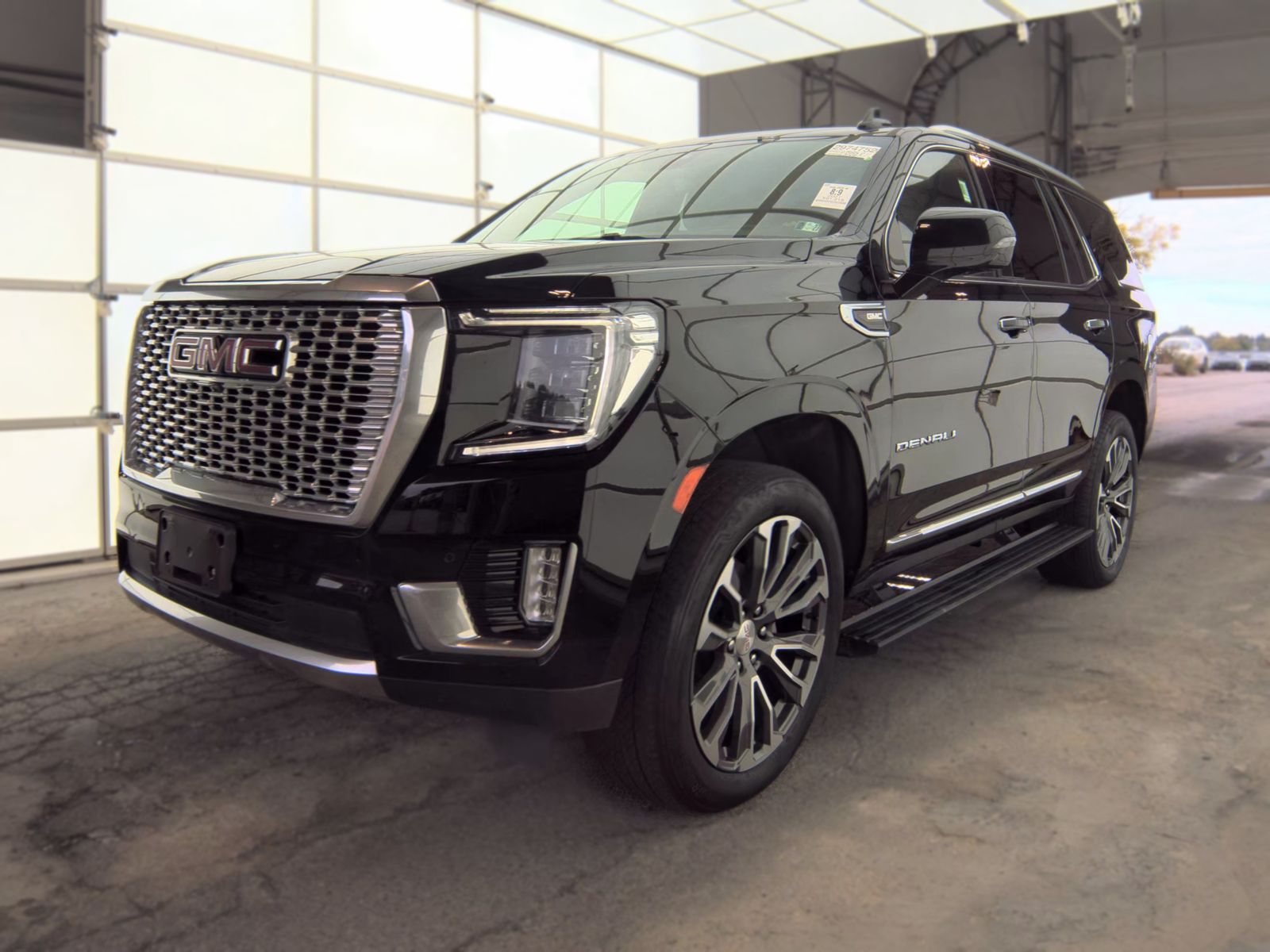 2021 GMC YUKON Denali - 1