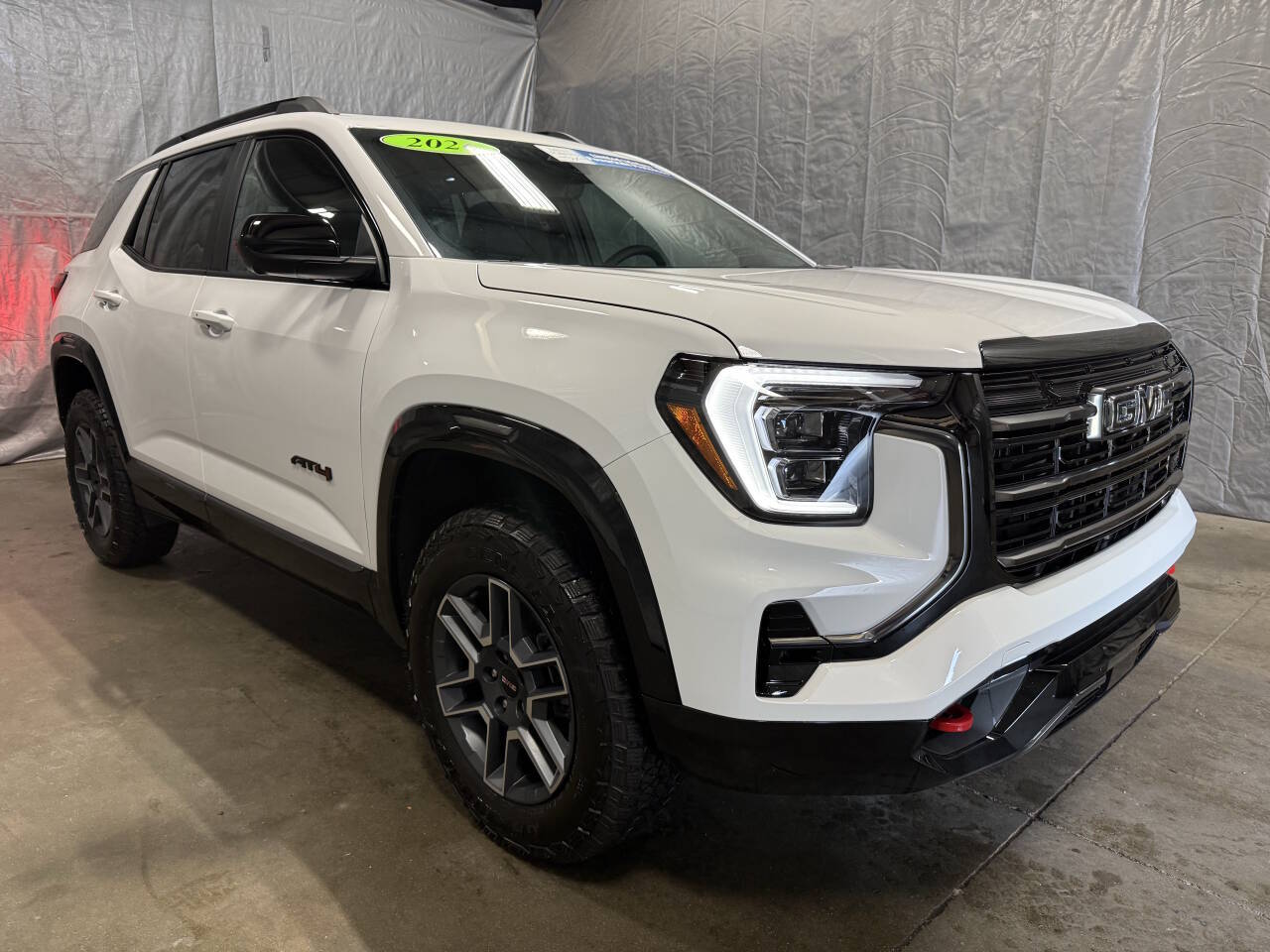 2026 GMC TERRAIN AT4 - 1