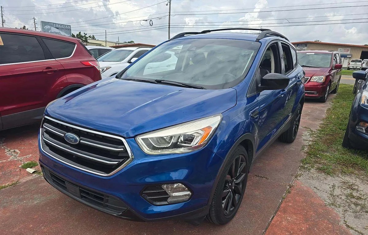 2018 FORD ESCAPE SE - 1