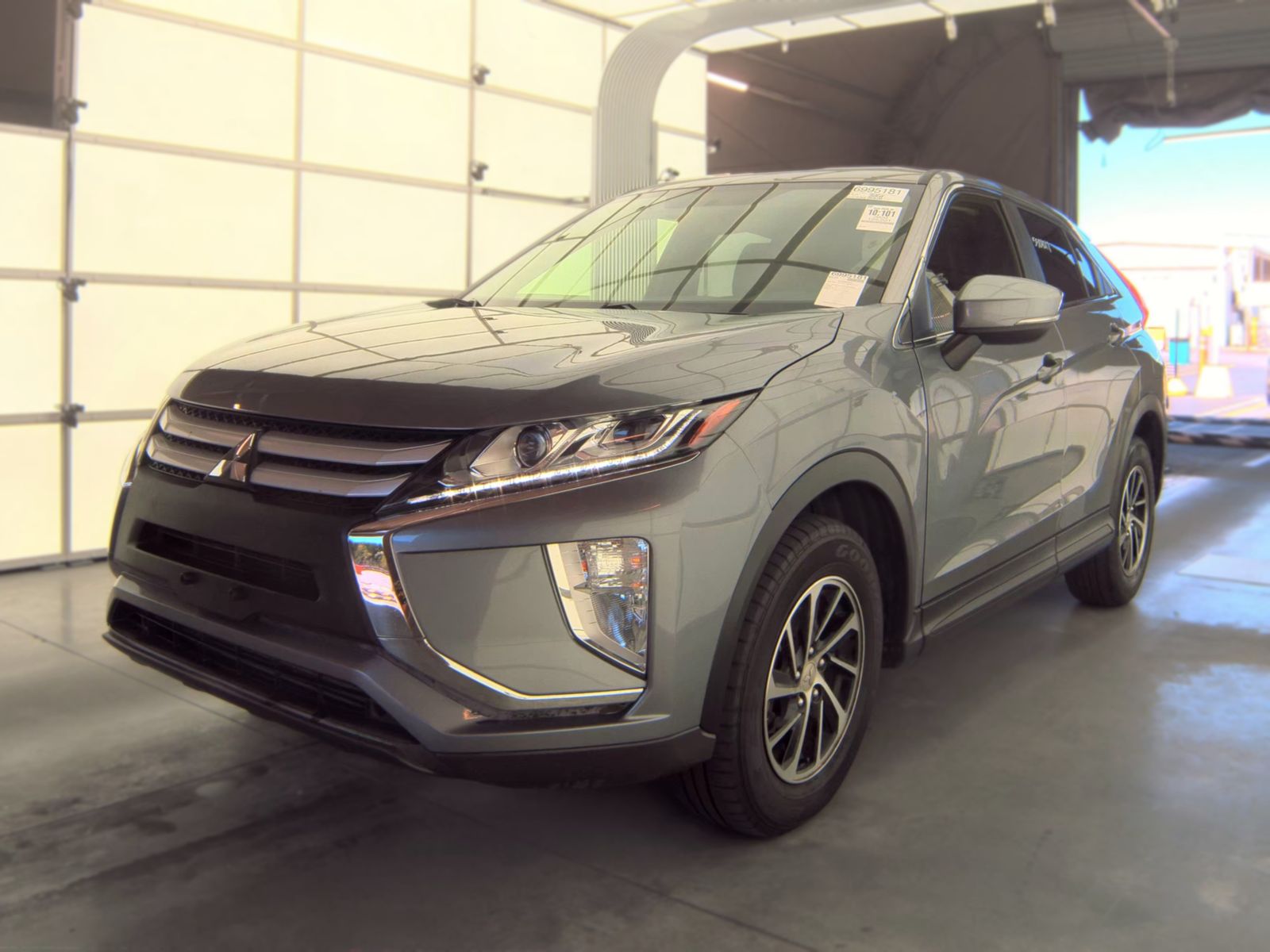 2020 MITSUBISHI ECLIPSE CROSS ES - 1